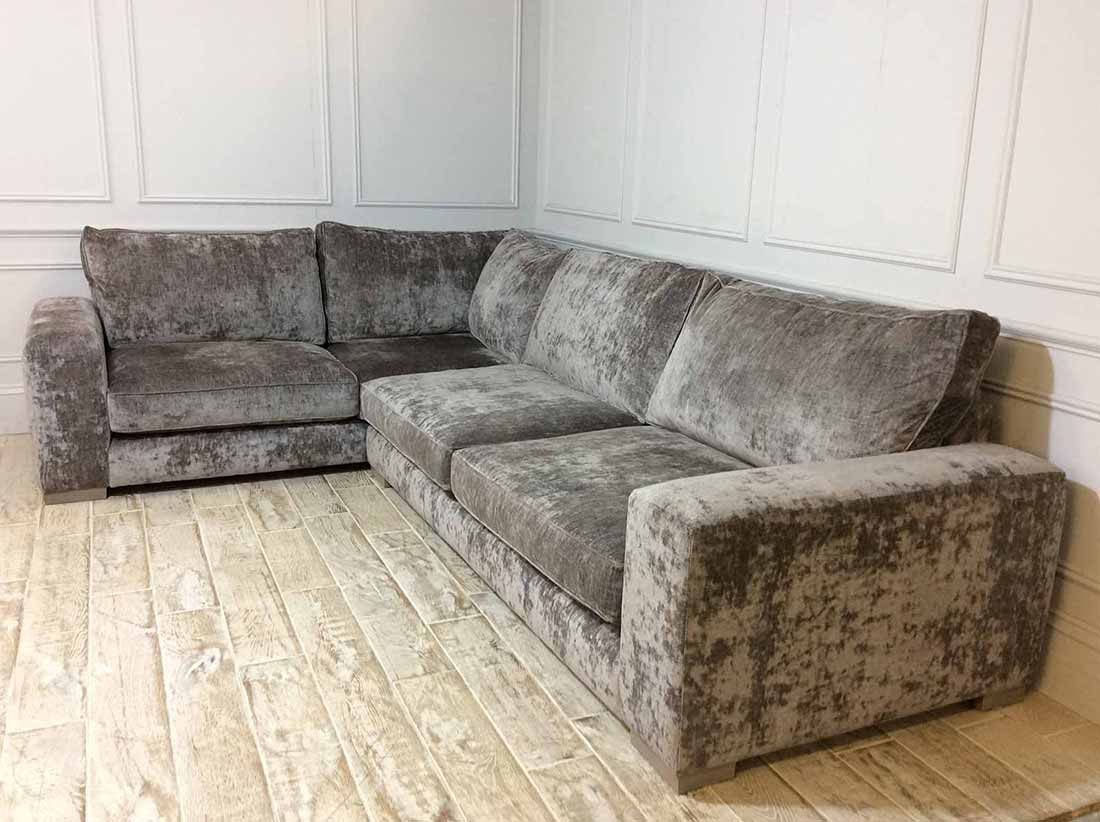 Clearance Darlings’ Sofas Darlings of Chelsea